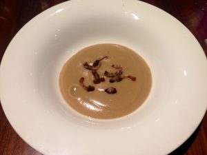 栗のヴルーテ　パンツェッタ風味
